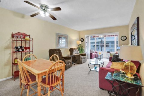 Copropriété à vendre à Pompano Beach, Floride: 1 chambre, 55.74 m2 № 2190760 - photo 12