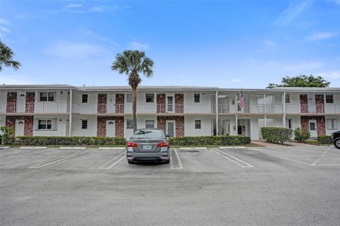 Copropriété à vendre à Pompano Beach, Floride: 1 chambre, 55.74 m2 № 2190760 - photo 20
