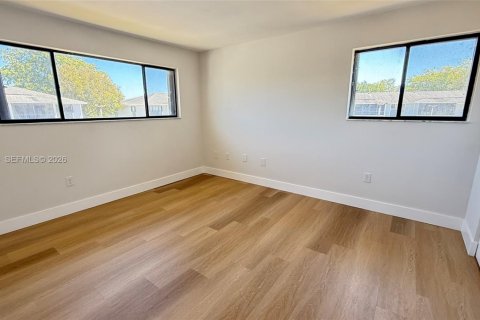 Condominio en alquiler en Miami, Florida, 2 dormitorios, 80.82 m2 № 2026121 - foto 9