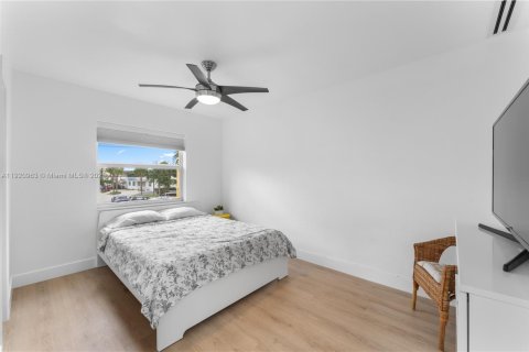 Condo in Fort Lauderdale, Florida, 1 bedroom  № 2018769 - photo 9