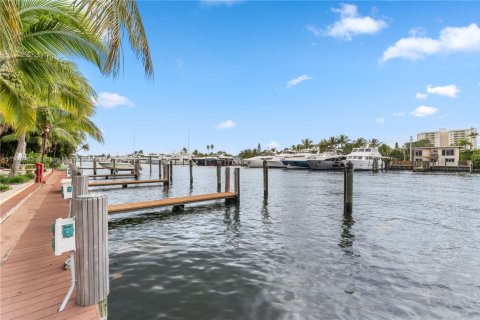 Condo in Fort Lauderdale, Florida, 1 bedroom  № 2018769 - photo 14