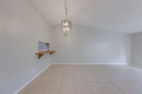 Propiedad comercial en venta en Tarpon Springs, Florida, 4 dormitorios, 156.08 m2 № 2101722 - foto 13