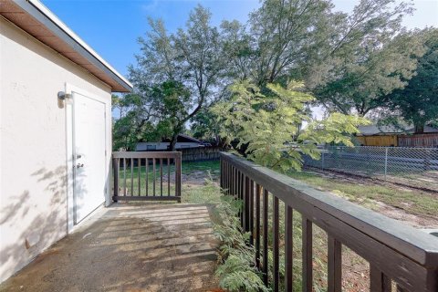 Propiedad comercial en venta en Tarpon Springs, Florida, 4 dormitorios, 156.08 m2 № 2101722 - foto 30