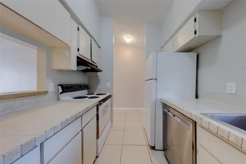 Propiedad comercial en venta en Tarpon Springs, Florida, 4 dormitorios, 156.08 m2 № 2101722 - foto 11