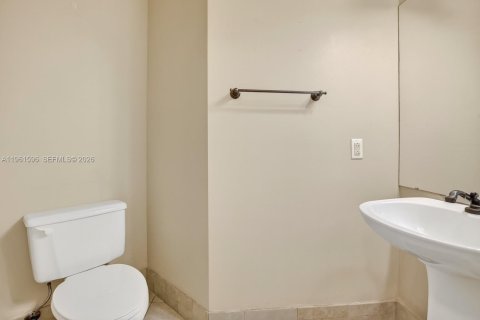 Купить виллу или дом в Купер-Сити, Флорида 4 спальни, 172.52м2, № 2028748 - фото 16