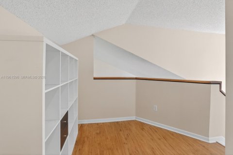 Купить виллу или дом в Купер-Сити, Флорида 4 спальни, 172.52м2, № 2028748 - фото 23