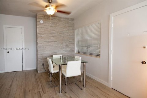 Copropriété à louer à Miami, Floride: 1 chambre, 58.34 m2 № 2240947 - photo 10