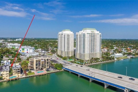 Copropriété à louer à Miami, Floride: 1 chambre, 58.34 m2 № 2240947 - photo 2