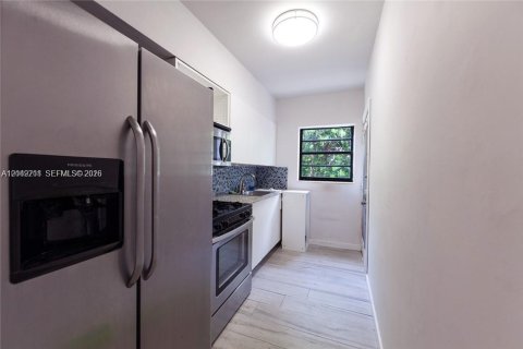 Copropriété à louer à Miami, Floride: 1 chambre, 58.34 m2 № 2240947 - photo 16