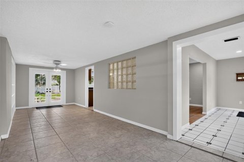 Casa en alquiler en Orlando, Florida, 2 dormitorios, 98.57 m2 № 2157603 - foto 11