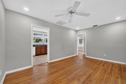 Casa en alquiler en Orlando, Florida, 2 dormitorios, 98.57 m2 № 2157603 - foto 8