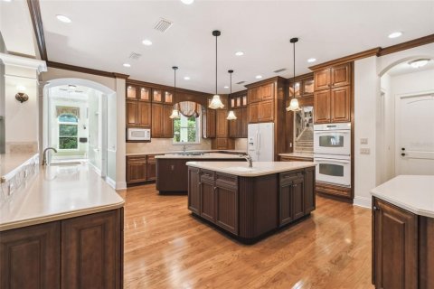 House in DeLand, Florida 5 bedrooms, 570.42 sq.m. № 1839879 - photo 13