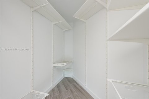 Copropriété à vendre à Miami, Floride: 2 chambres, 96.99 m2 № 2328559 - photo 11