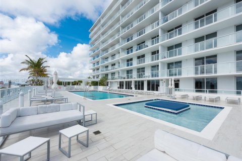 Copropriété à vendre à Miami, Floride: 2 chambres, 96.99 m2 № 2328559 - photo 16