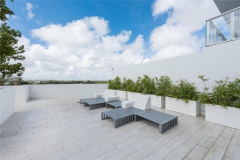 Copropriété à vendre à Miami, Floride: 2 chambres, 96.99 m2 № 2328559 - photo 22