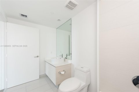 Copropriété à vendre à Miami, Floride: 2 chambres, 96.99 m2 № 2328559 - photo 13