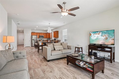 Casa en venta en Clermont, Florida, 4 dormitorios, 184.88 m2 № 1910902 - foto 10