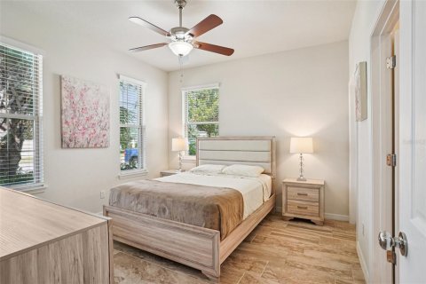 Casa en venta en Clermont, Florida, 4 dormitorios, 184.88 m2 № 1910902 - foto 23