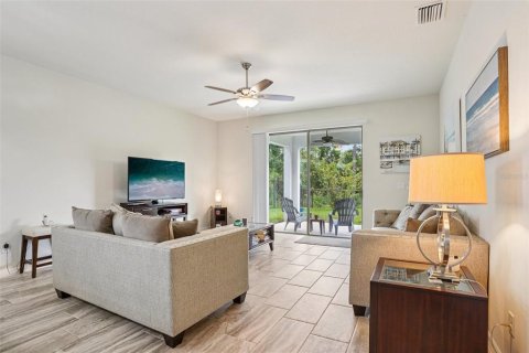 Casa en venta en Clermont, Florida, 4 dormitorios, 184.88 m2 № 1910902 - foto 7