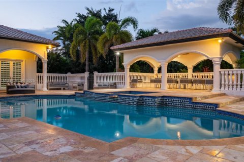 Villa ou maison à vendre à Davie, Floride: 9 chambres, 521.46 m2 № 1951100 - photo 6