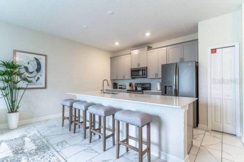 Adosado en alquiler en Davenport, Florida, 4 dormitorios, 177.81 m2 № 1534186 - foto 7