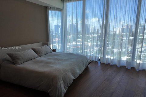 Condo in Sunny Isles Beach, Florida, 4 bedrooms  № 1862439 - photo 11