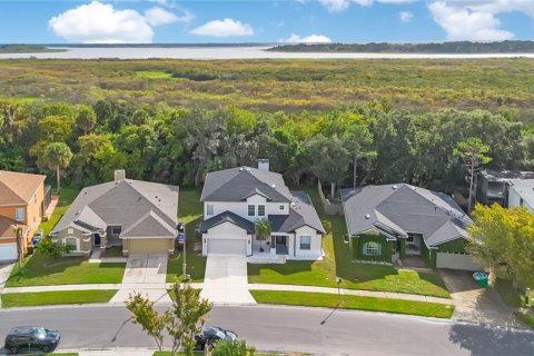 House in Kissimmee, Florida 4 bedrooms, 252.69 sq.m. № 2427271 - photo 29