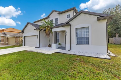 House in Kissimmee, Florida 4 bedrooms, 252.69 sq.m. № 2427271 - photo 2