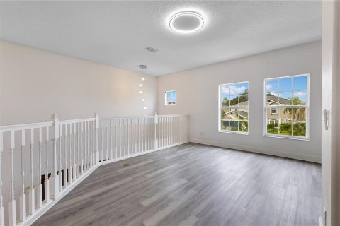 House in Kissimmee, Florida 4 bedrooms, 252.69 sq.m. № 2427271 - photo 16