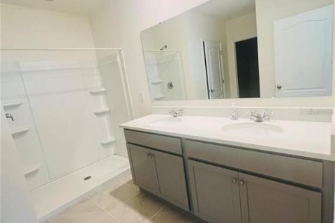 Villa ou maison à louer à Haines City, Floride: 4 chambres, 175.77 m2 № 1735213 - photo 16