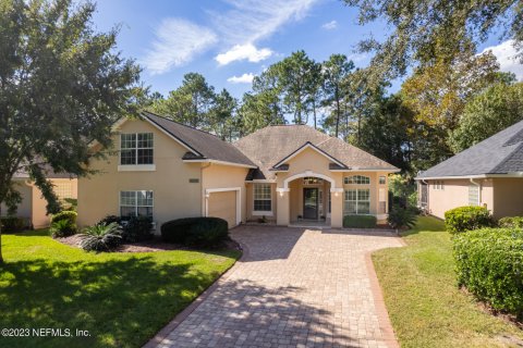 House in Jacksonville, Florida 4 bedrooms, 199.83 sq.m. № 812474 - photo 1