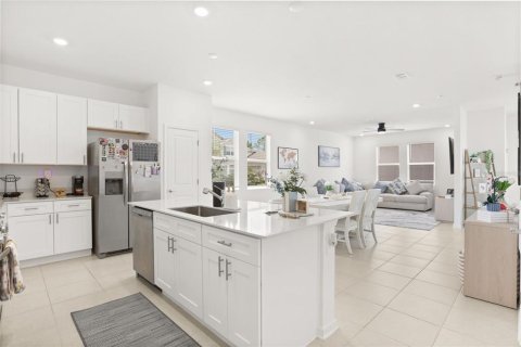 Villa ou maison à vendre à DeBary, Floride: 3 chambres, 198.35 m2 № 2291518 - photo 5