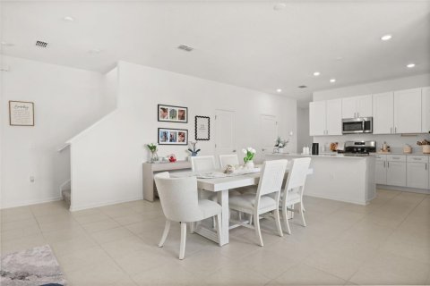 Villa ou maison à vendre à DeBary, Floride: 3 chambres, 198.35 m2 № 2291518 - photo 10