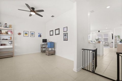 Villa ou maison à vendre à DeBary, Floride: 3 chambres, 198.35 m2 № 2291518 - photo 4
