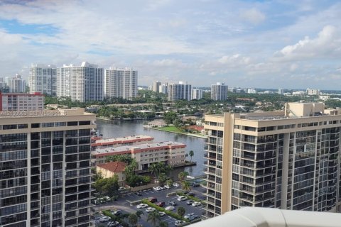 Copropriété à louer à Hallandale Beach, Floride: 1 chambre, 80.82 m2 № 2401929 - photo 26