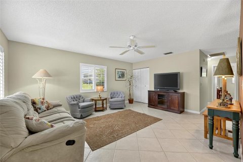 House in Sun City Center, Florida 2 bedrooms, 111.48 sq.m. № 1837650 - photo 8