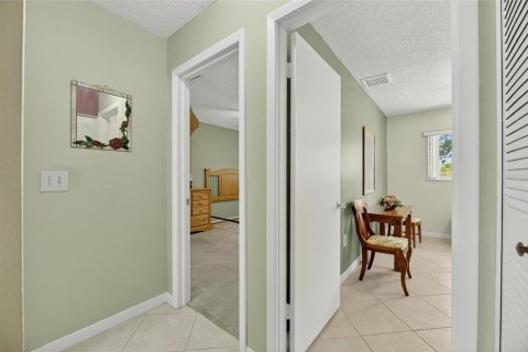House in Sun City Center, Florida 2 bedrooms, 111.48 sq.m. № 1837650 - photo 24