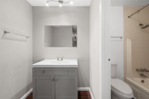 Copropriété à vendre à Gainesville, Floride: 2 chambres, 81.38 m2 № 2234347 - photo 30