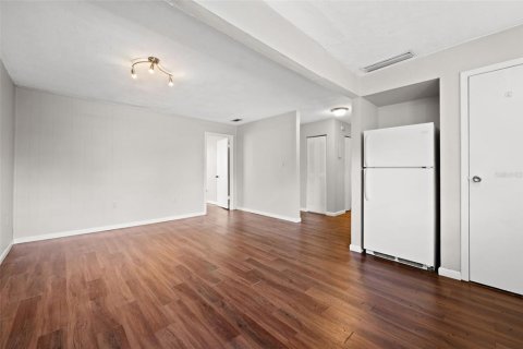 Copropriété à vendre à Gainesville, Floride: 2 chambres, 81.38 m2 № 2234347 - photo 19