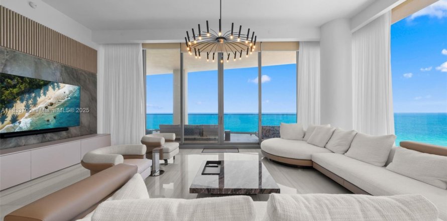 Condo à Sunny Isles Beach, Floride, 4 chambres № 1814754