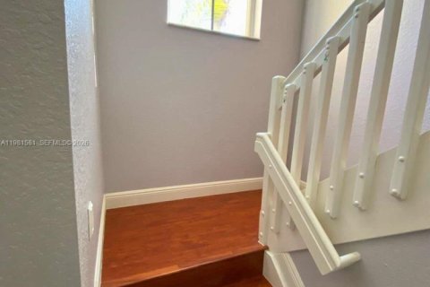 Casa en venta en Weston, Florida, 5 dormitorios, 199.18 m2 № 2047157 - foto 8