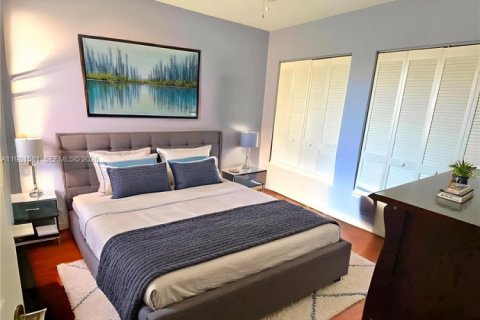 Casa en venta en Weston, Florida, 5 dormitorios, 199.18 m2 № 2047157 - foto 10