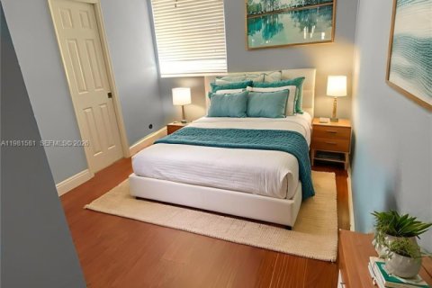 Casa en venta en Weston, Florida, 5 dormitorios, 199.18 m2 № 2047157 - foto 15