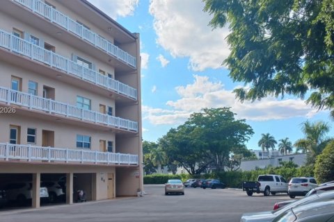 Copropriété à vendre à Plantation, Floride: 2 chambres, 115.38 m2 № 2009414 - photo 12