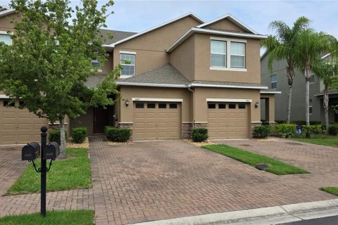 Adosado en venta en Lakeland, Florida, 2 dormitorios, 121.79 m2 № 1772912 - foto 1