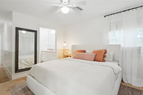 Casa en venta en Saint Petersburg, Florida, 2 dormitorios, 115.29 m2 № 1842309 - foto 17