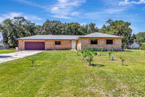 House in Kissimmee, Florida 3 bedrooms, 164.99 sq.m. № 1757698 - photo 1