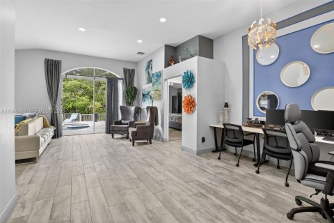 Casa en venta en Pembroke Pines, Florida, 3 dormitorios, 172.8 m2 № 2058934 - foto 5