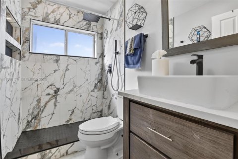 Casa en venta en Pembroke Pines, Florida, 3 dormitorios, 172.8 m2 № 2058934 - foto 27