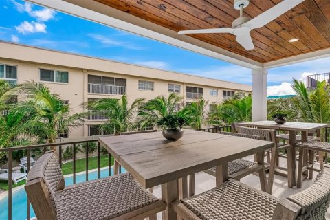 Condo in Sarasota, Florida, 5 bedrooms  № 2120701 - photo 28
